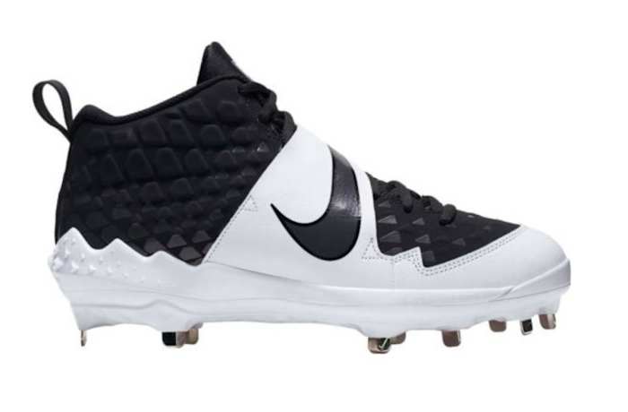 Nike Men's Force Trout 6 Pro Metal Baseball Cleats